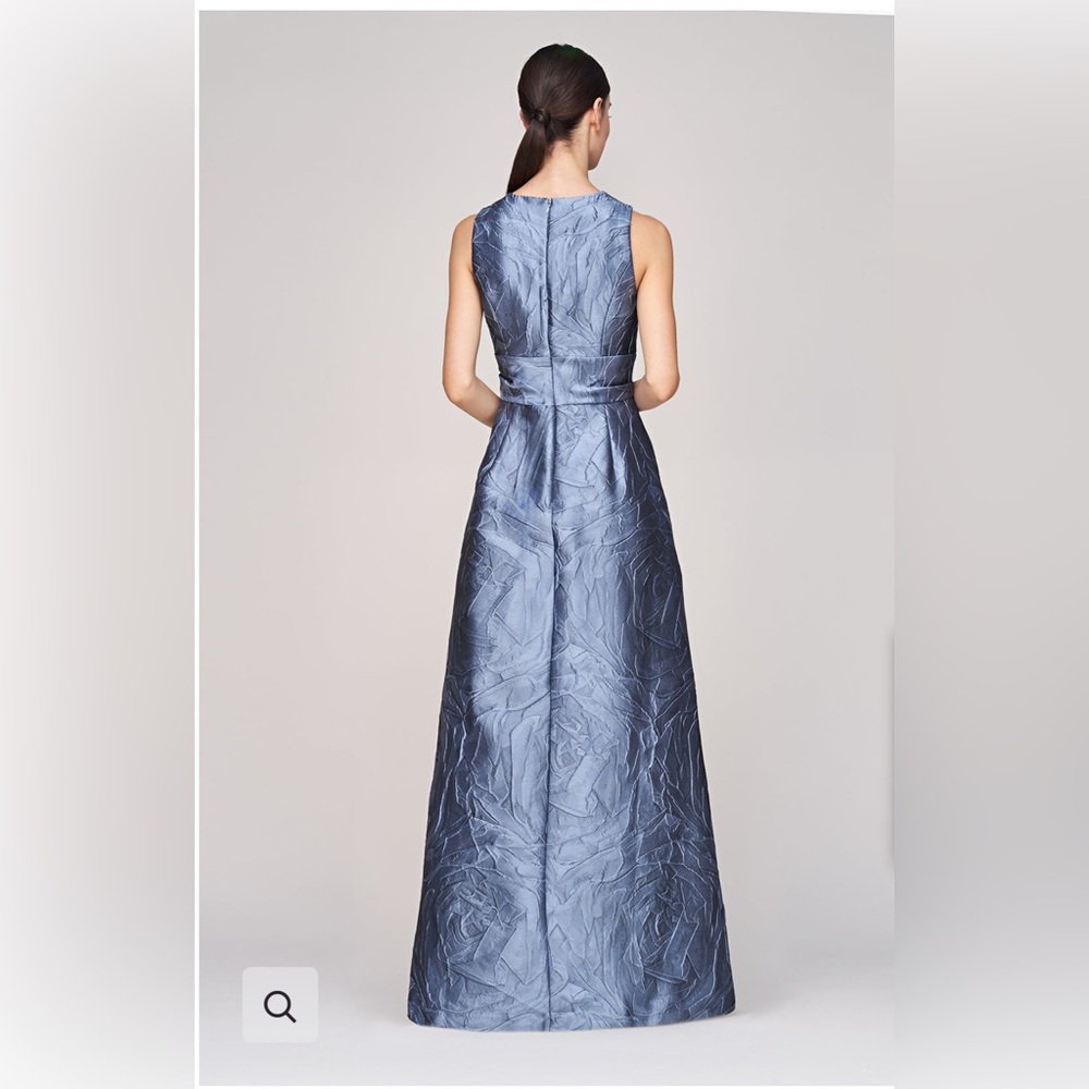Kay Unger Blue Textured V-Neck Maxi Dress - Picture 4 of 16
